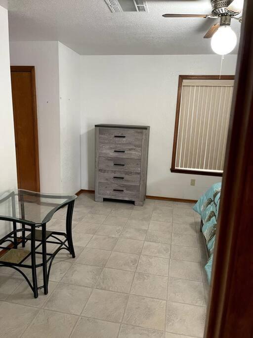 Townhouse, Two Car Garage, Fireplace Back Yard Las Cruces Exteriér fotografie